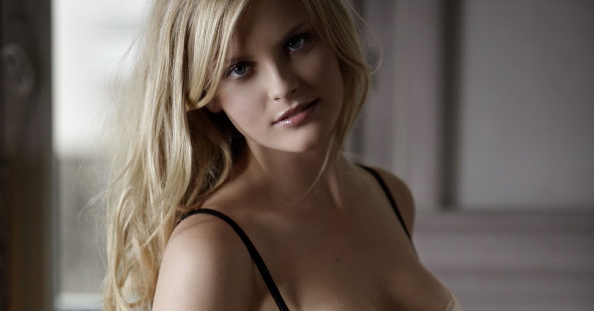 black bushy pussy lady photos